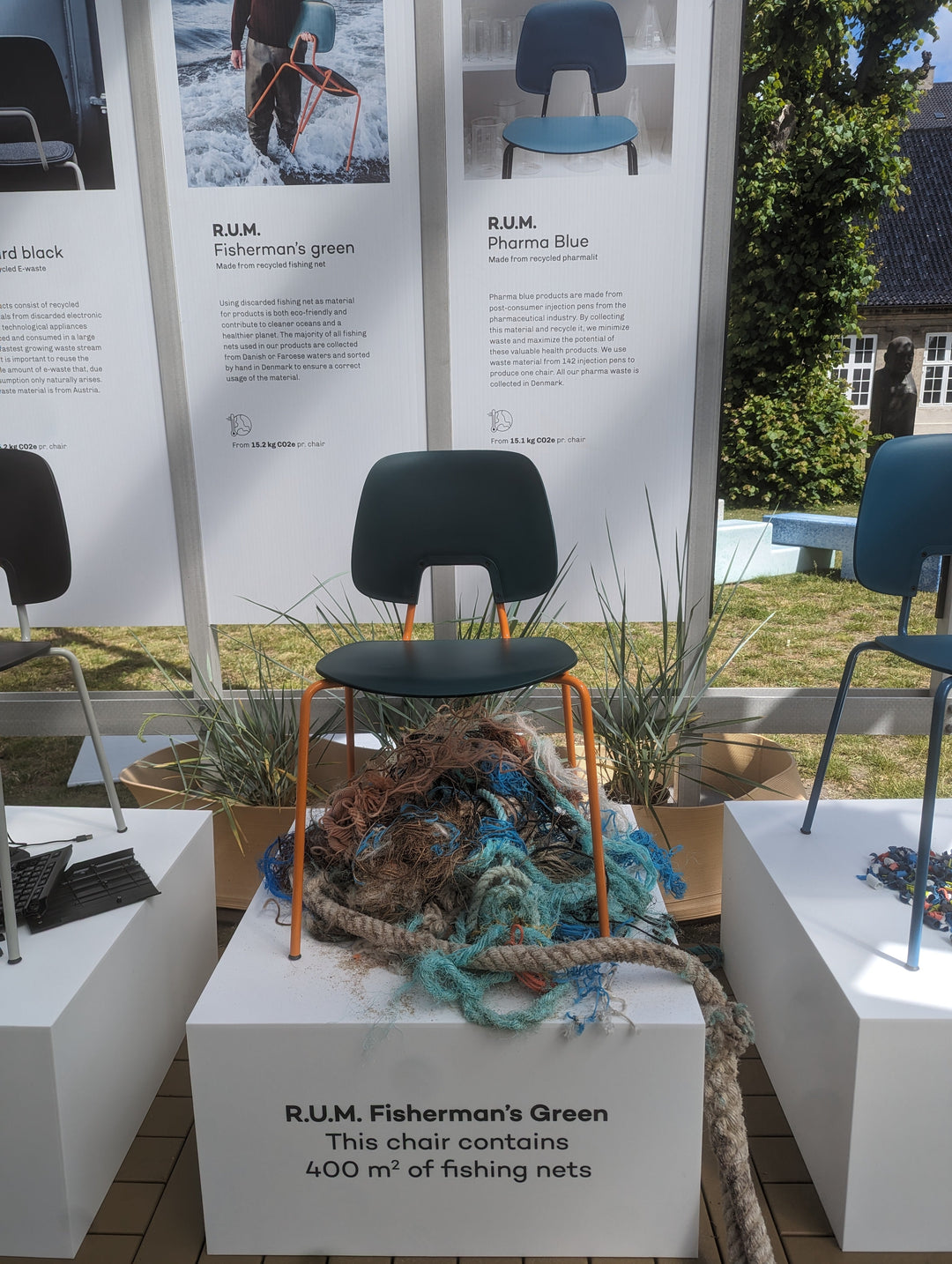 Het tweede leven van de oceaan: hoe 'vissersgroen' de toekomst van hoogwaardig circulair ontwerp bepaalt. 