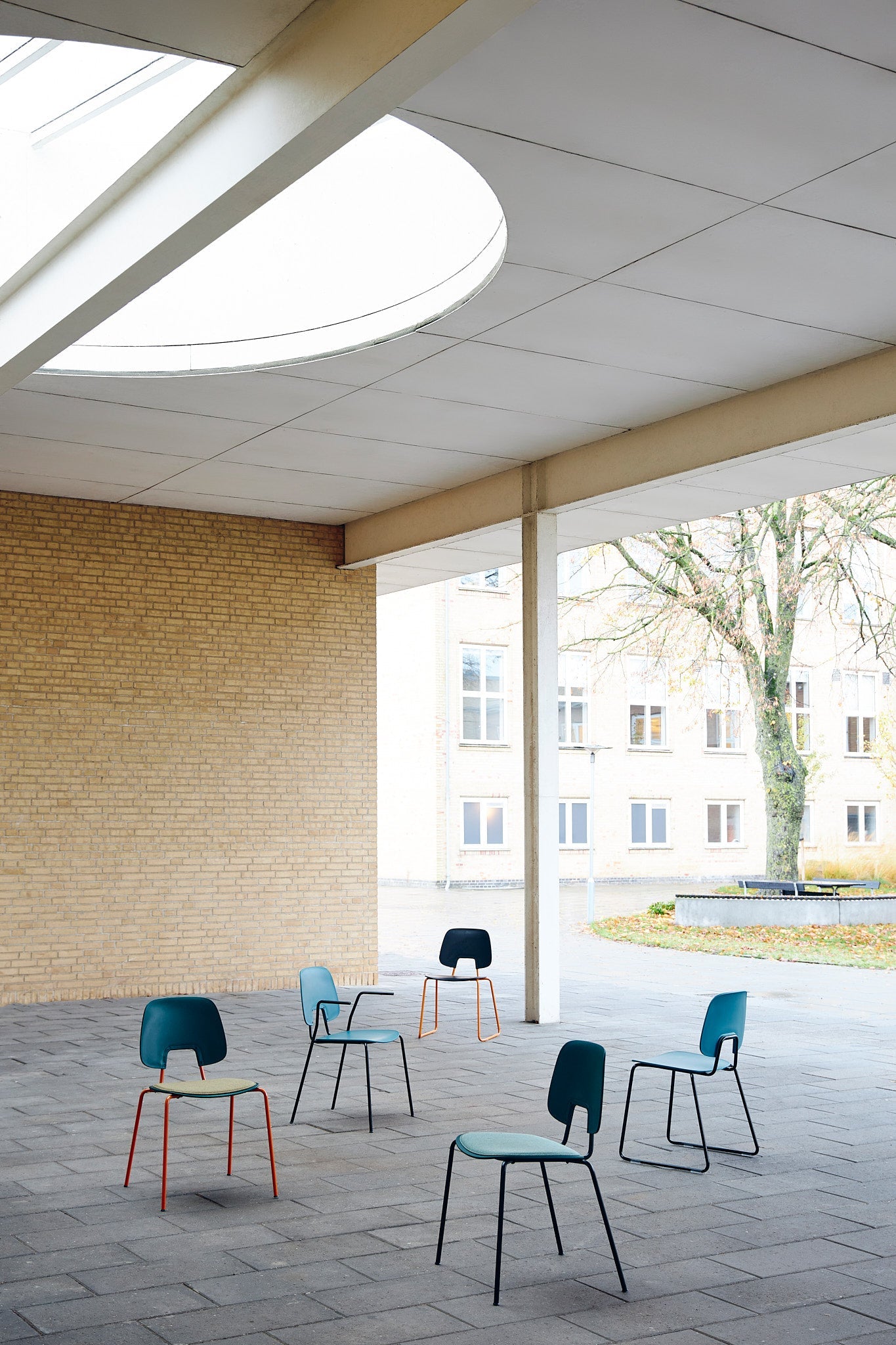 Warum ein Stuhl mit niedriger Kohlenstoffbilanz besser ist als andere